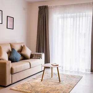 modern-apartments-in-maltas-charming-mosta.hotelssaintjulians.com/