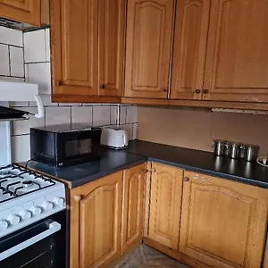  Homestay Congress Road Abbeywood